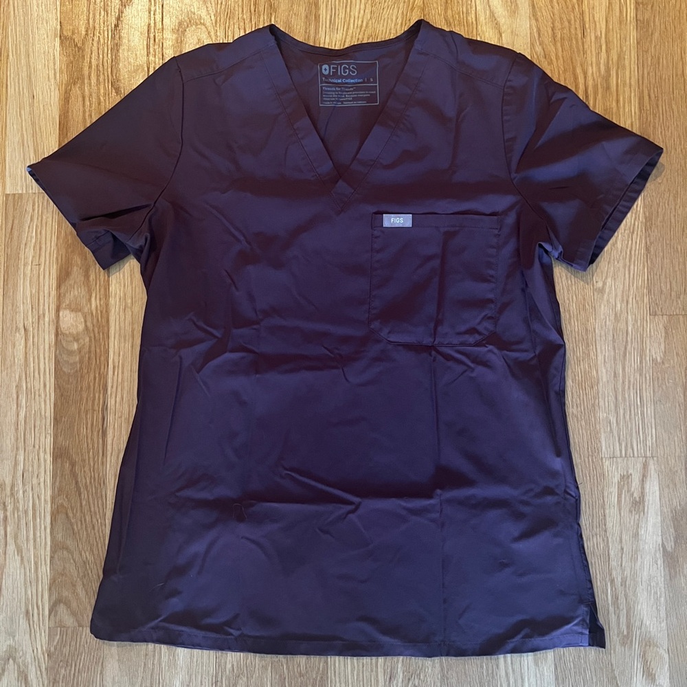 FIGS V-Neck Scrub Top